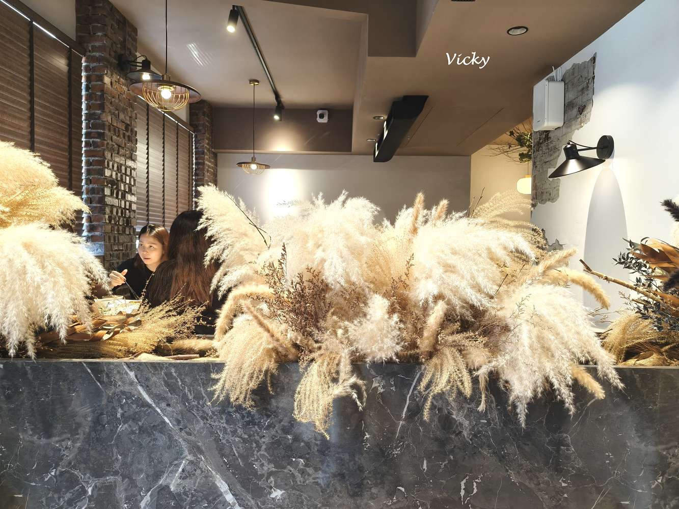 台南美食︱701嶼 多元餐飲新地圖：成大巷弄必吃「野生海魚」套餐，內附菜單！