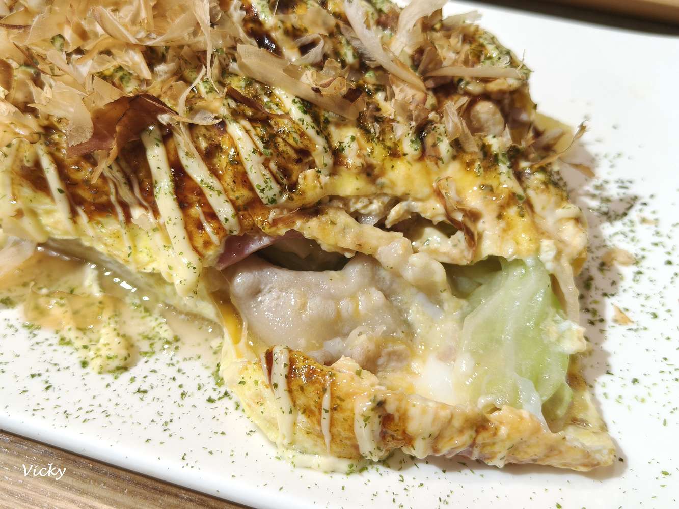 台南日本料理推薦｜橋北屋日本家庭料理 忠義店：平價定食只要200元出頭！主菜湯品小菜一次滿足，湯、飯、麥茶與高麗菜絲無限續