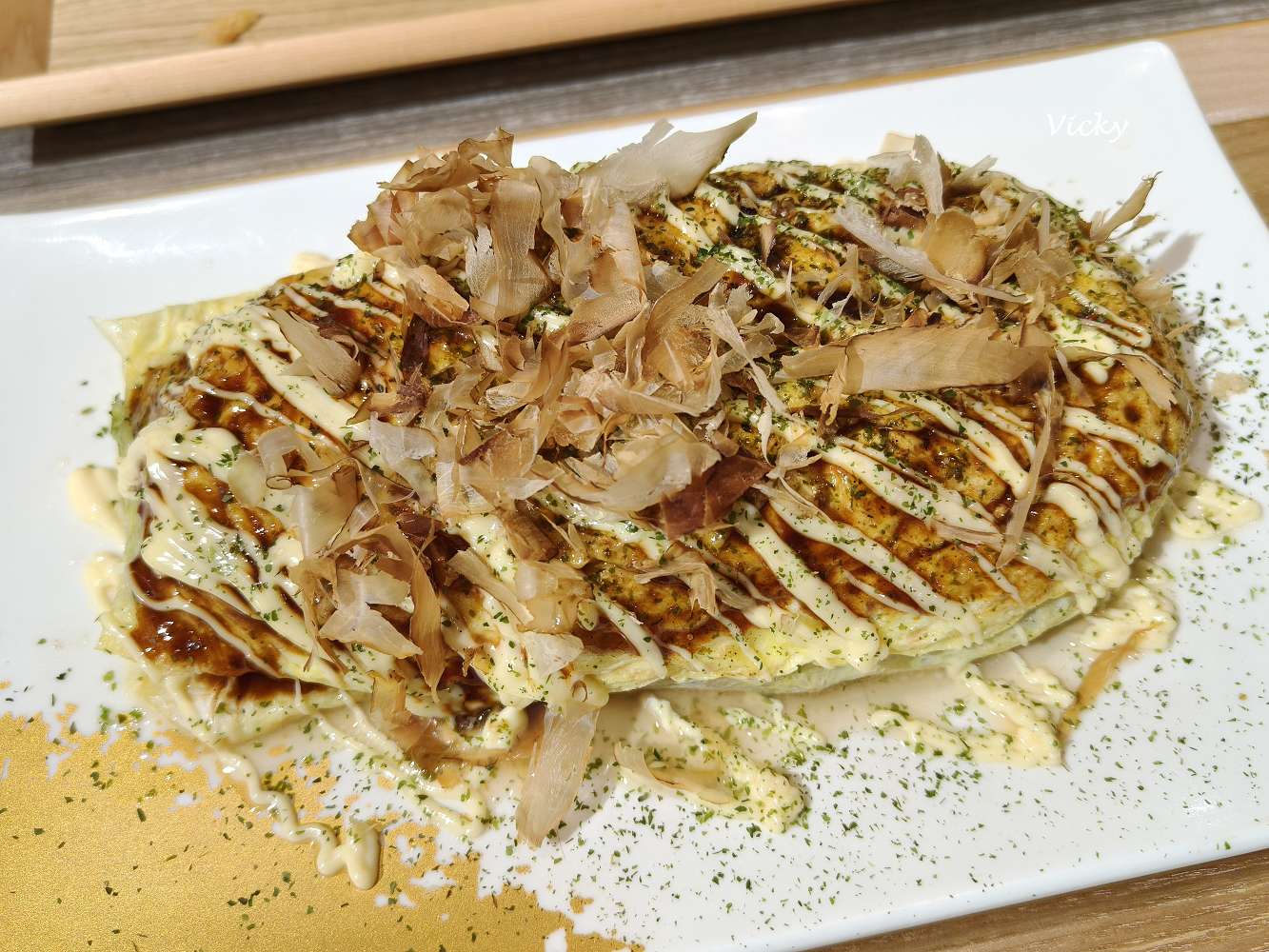 台南日本料理推薦｜橋北屋日本家庭料理 忠義店：平價定食只要200元出頭！主菜湯品小菜一次滿足，湯、飯、麥茶與高麗菜絲無限續