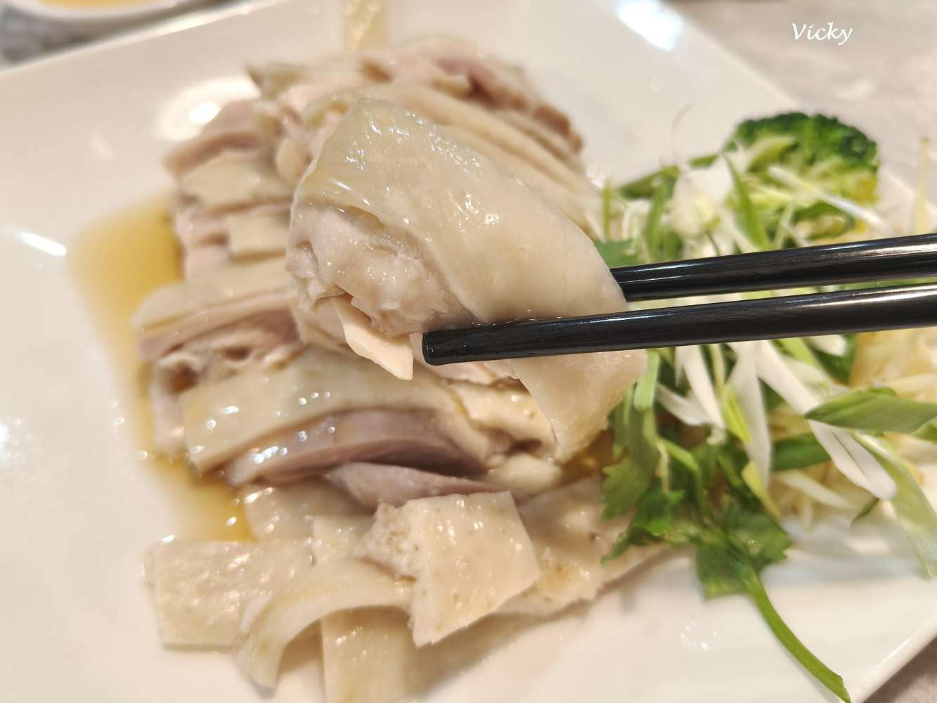 網站近期文章：台南崇善路美食︱食居川味小館：聚餐首選，香氣撲鼻又下飯的好味道！附菜單