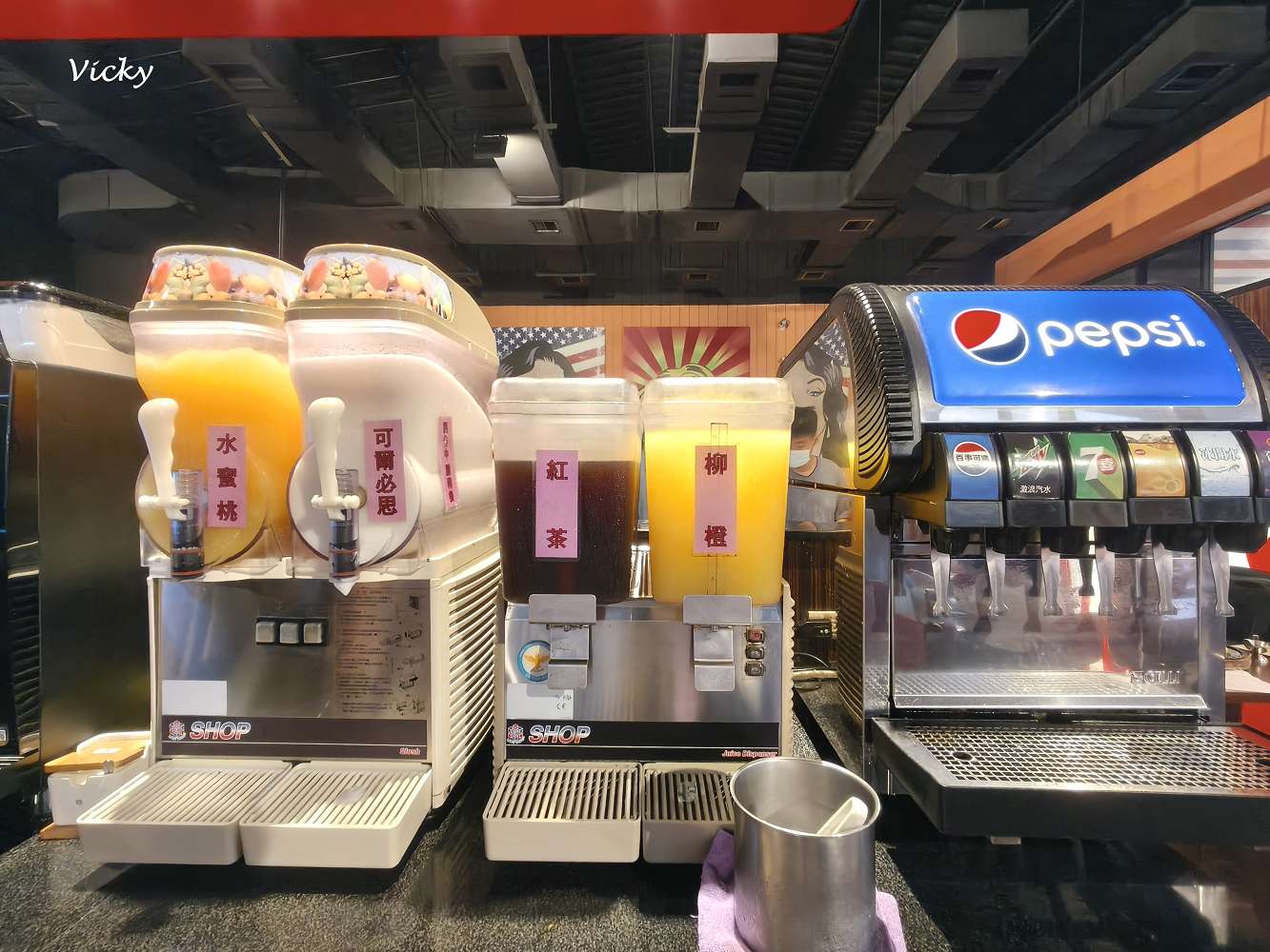 台南東門路美食推薦｜達樂斯美式牛排 東門店：平價大份量牛排、自助吧吃到飽！