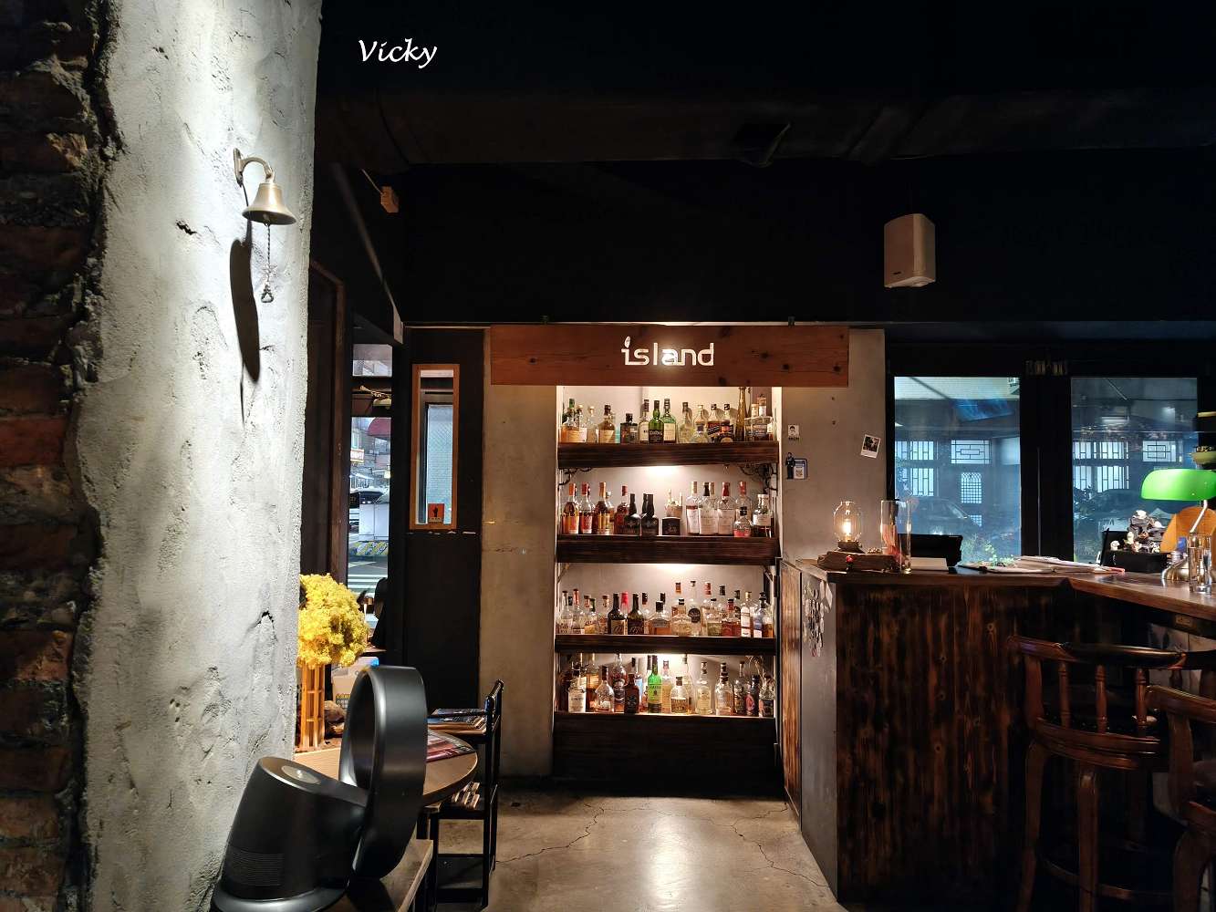 台南美食︱在島之後 餐酒館：魔鬼藏在細節裡！從備長炭水到萬壽菊金黃濃湯，創意料理與食材美學兼具，附菜單