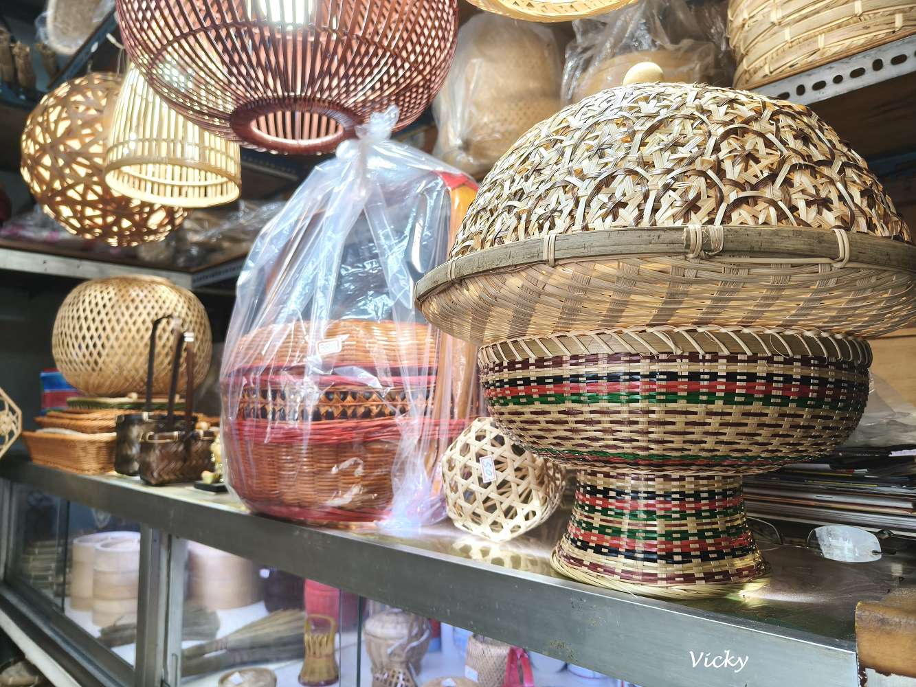 台南特色老店｜協進篾器舖：畚箕、魚簍、燈罩等，讓竹子化身生活中的藝術品