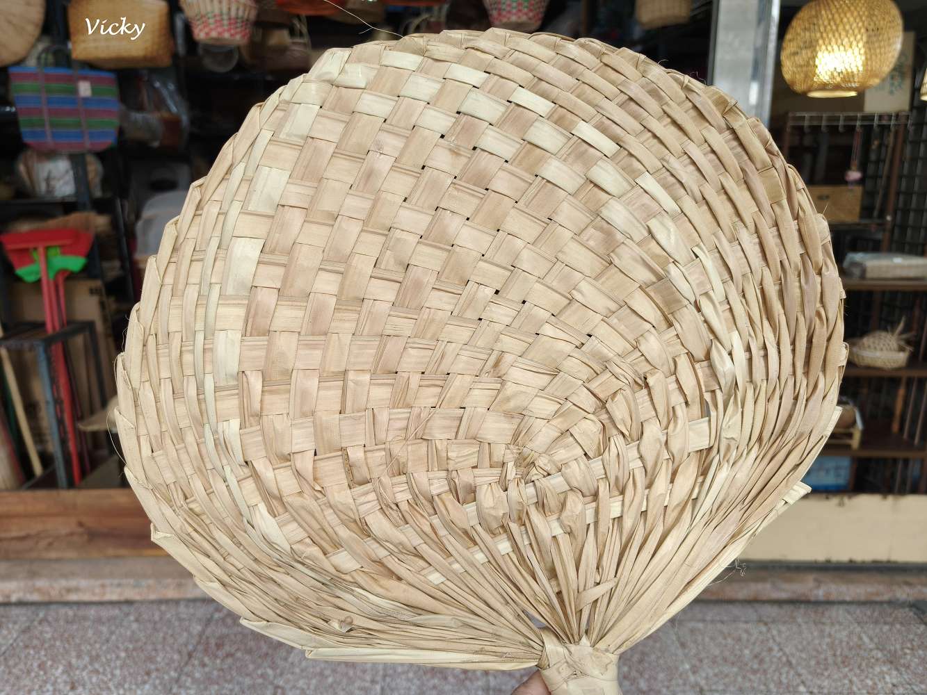 台南特色老店｜協進篾器舖：畚箕、魚簍、燈罩等，讓竹子化身生活中的藝術品