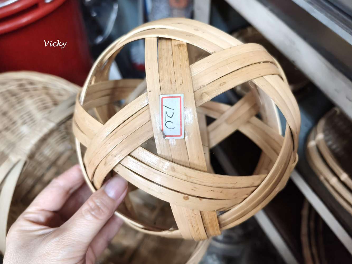 台南特色老店｜協進篾器舖：畚箕、魚簍、燈罩等，讓竹子化身生活中的藝術品