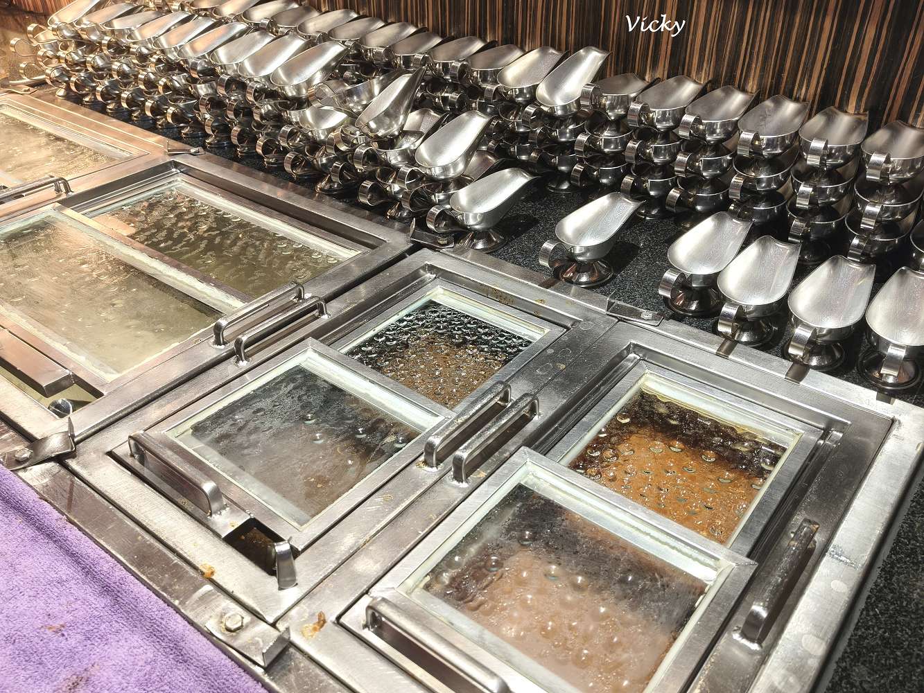 台南東門路美食推薦｜達樂斯美式牛排 東門店：平價大份量牛排、自助吧吃到飽！