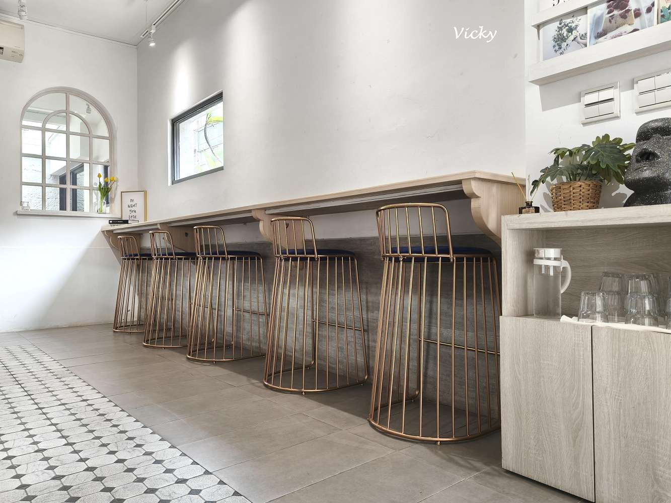 台南甜點推薦︱晞果甜點：隱身街角的優雅甜品空間，停車雖難但絕對值得！必吃桂花烏龍生乳酪與細緻檸檬塔