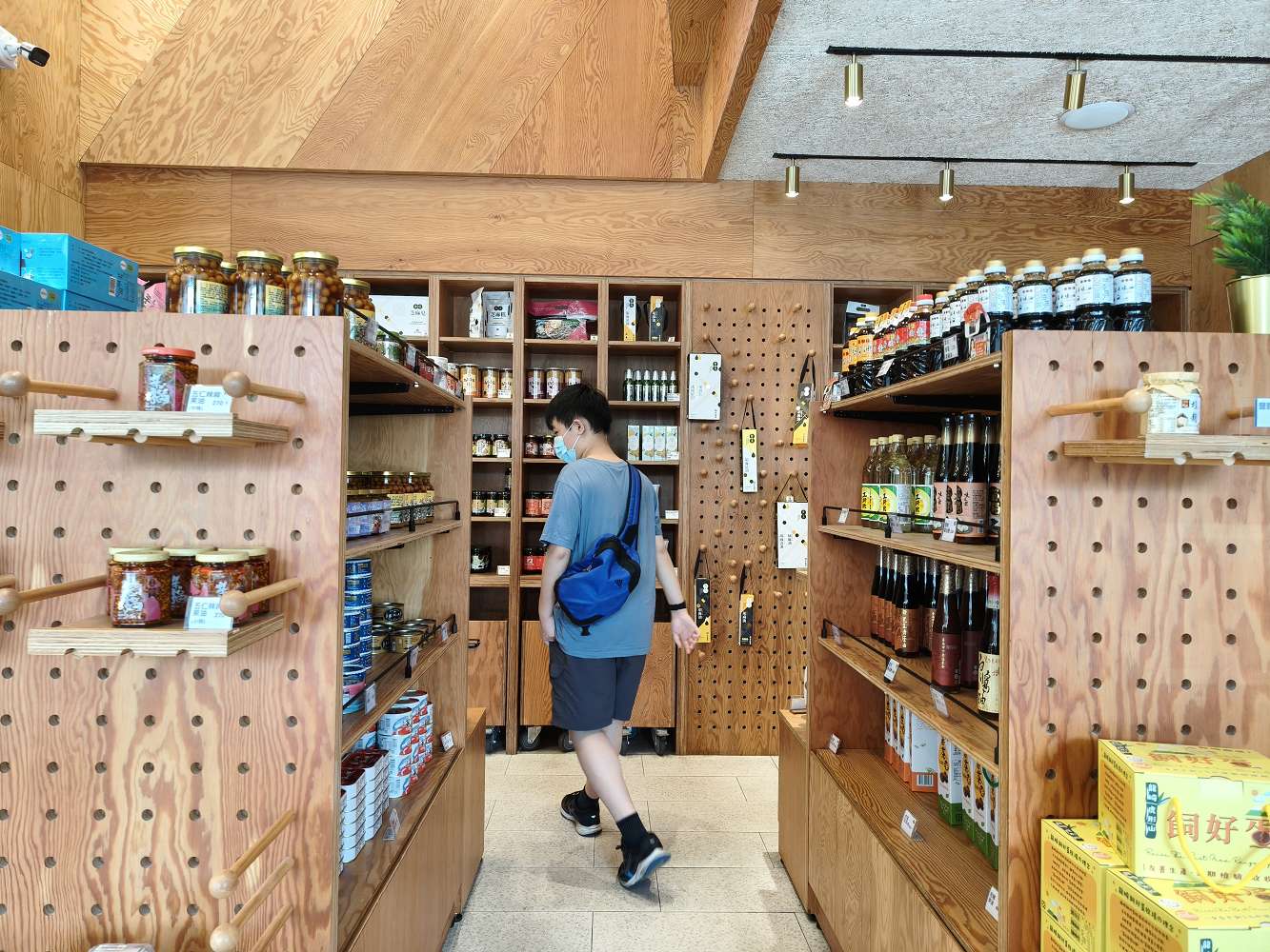 台南善化景點｜善化農會 農食選物所！必吃濃郁芝麻霜淇淋