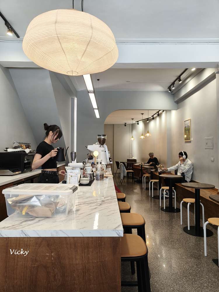 台南東區咖啡店推薦︱昇陞咖啡:東門路上不限時、有插座、提供Wi-Fi 、寵物友善的工作好去處! 台南東區咖啡店推薦︱昇陞咖啡:東門路上不限時、有插座、提供Wi-Fi 、寵物友善的工作好去處!