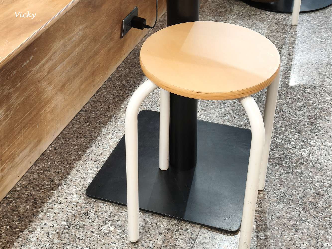 台南東區咖啡店推薦︱昇陞咖啡:東門路上不限時、有插座、提供Wi-Fi 、寵物友善的工作好去處! 台南東區咖啡店推薦︱昇陞咖啡:東門路上不限時、有插座、提供Wi-Fi 、寵物友善的工作好去處!