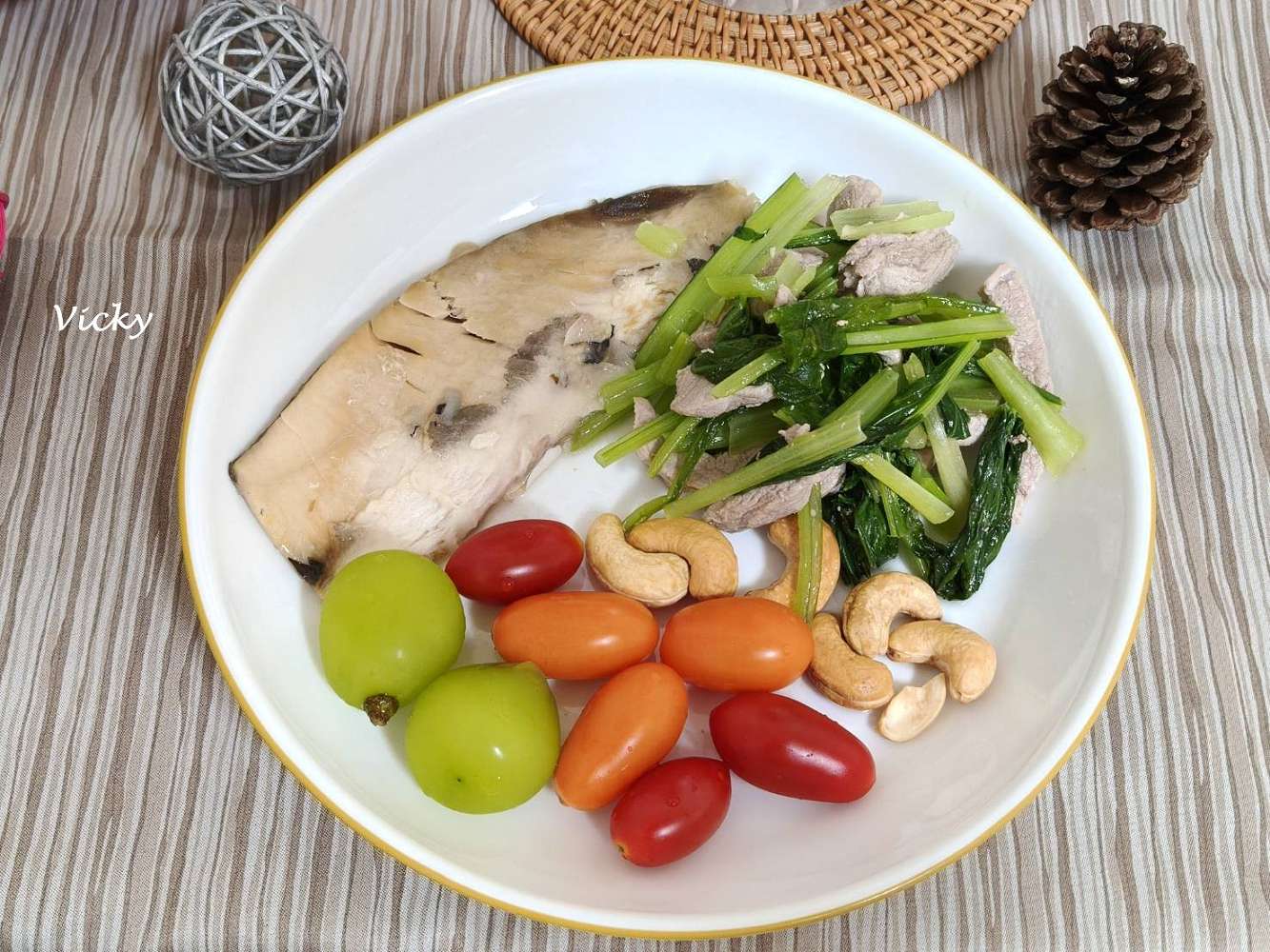 15分鐘早晨戰役︱媽媽不藏私!一週低GI早餐全紀錄,孩子上課不打瞌睡,老爺降膽固醇就靠這幾盤! 15分鐘早晨戰役︱媽媽不藏私!一週低GI早餐全紀錄,孩子上課不打瞌睡,老爺降膽固醇就靠這幾盤!