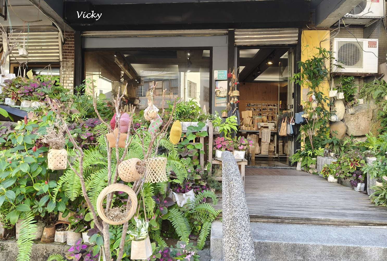 台南選物店推薦 茶布屋：府中街的綠色秘境，在循環經濟裡遇見生活藝術家，用手作縫合大地與日常