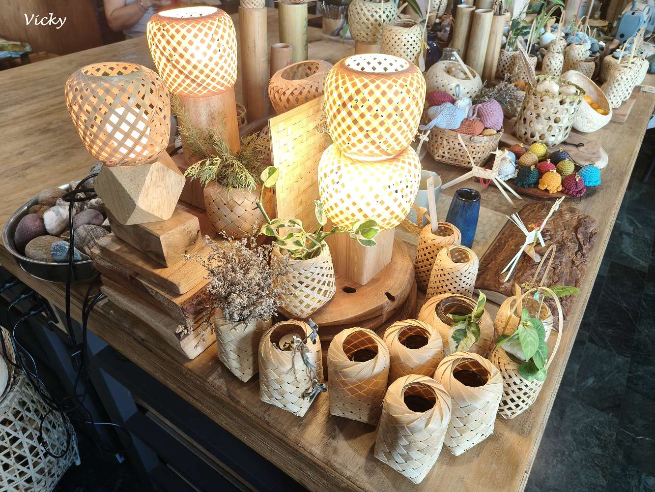 網站近期文章：台南選物店推薦 茶布屋：府中街的綠色秘境，在循環經濟裡遇見生活藝術家，用手作縫合大地與日常