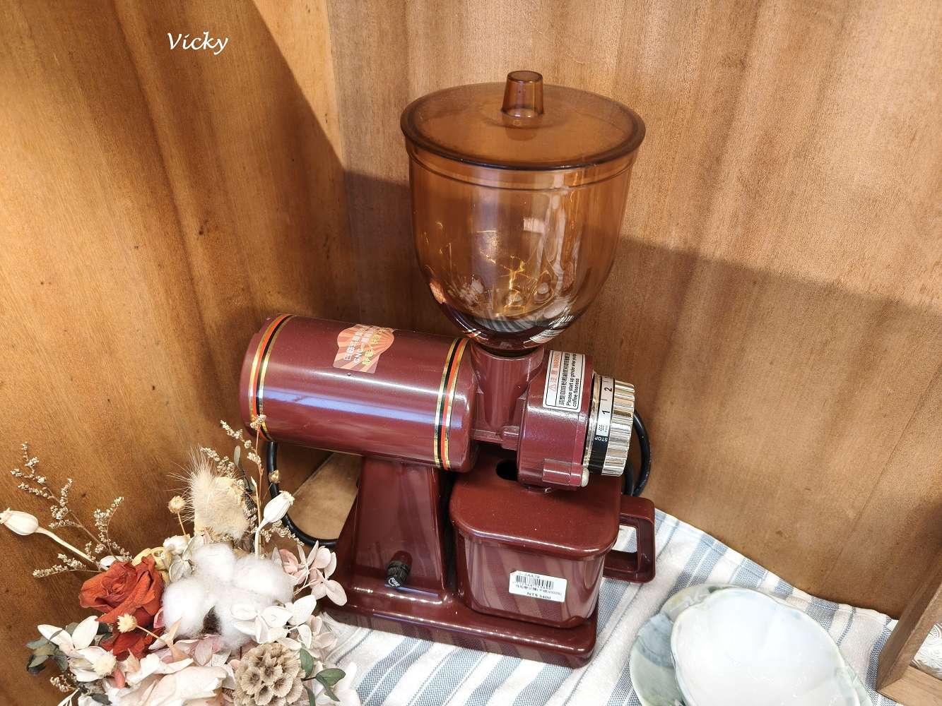 台南府中街 日內器皿：走進豪宅裡的選物店！超壯觀 3 層樓日式器皿專賣店，還有隱藏版「燉飯烤餅」