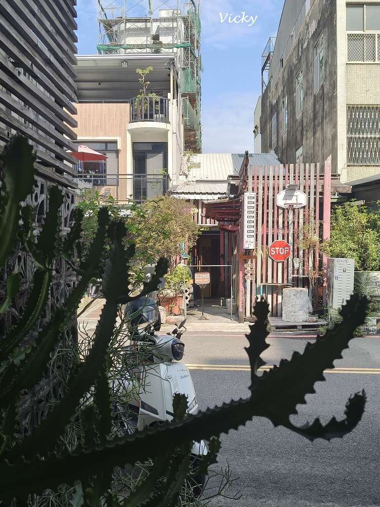 台南早午餐推薦｜米寓：海安路旁低調老宅，椒鹽松阪豬與暖心濃湯交織的靜謐時光，附菜單