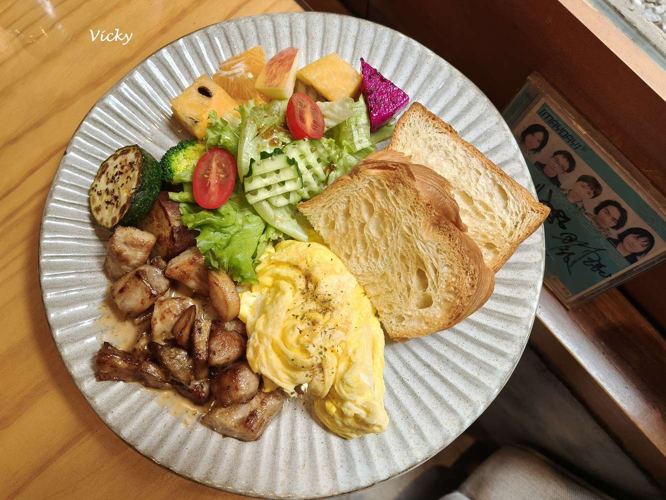 台南早午餐推薦|米寓:海安路旁低調老宅,椒鹽松阪豬與暖心濃湯交織的靜謐時光,附菜單 台南早午餐推薦|米寓:海安路旁低調老宅,椒鹽松阪豬與暖心濃湯交織的靜謐時光,附菜單