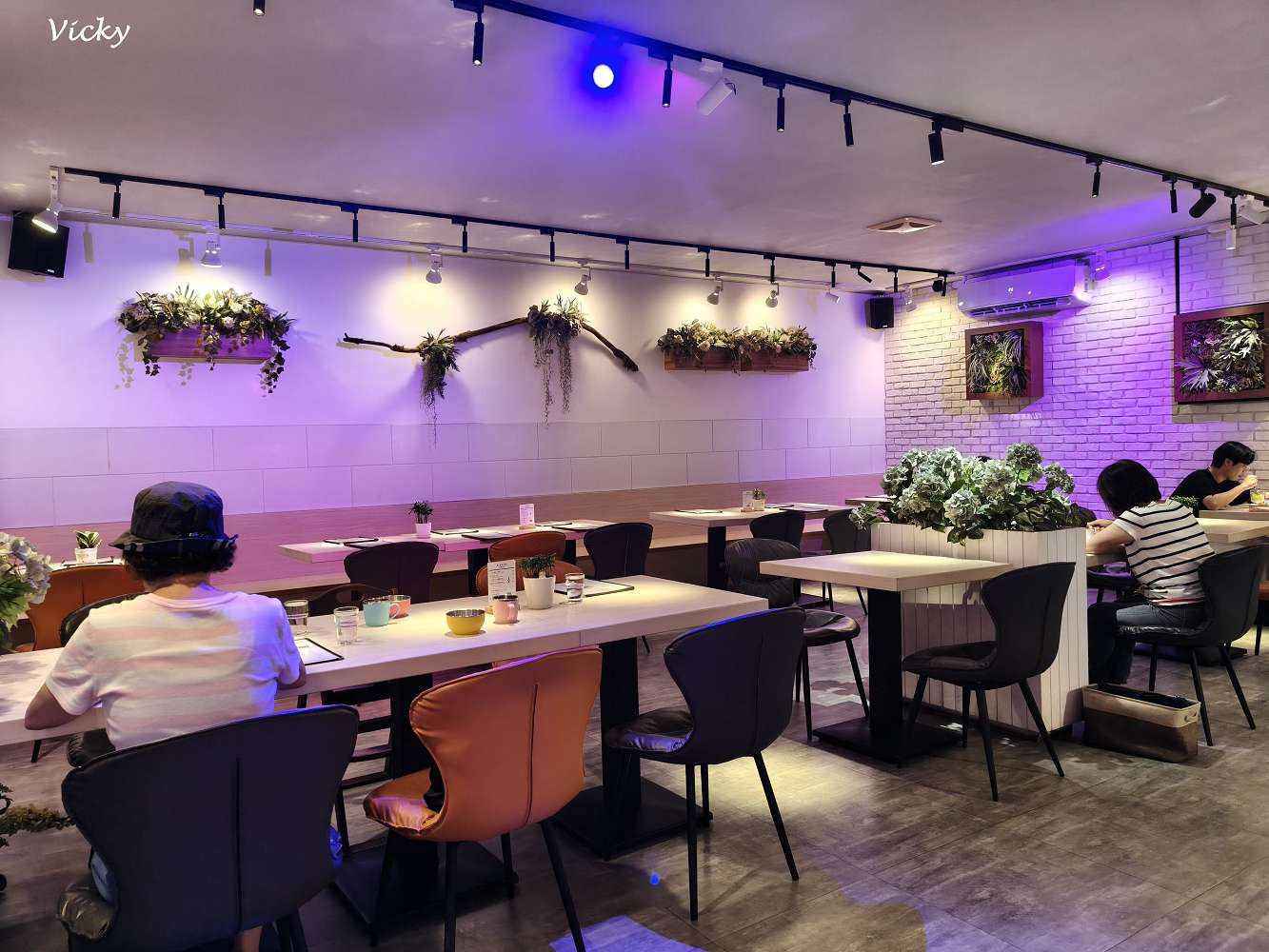 台南成大美食︱ 庫肯花園餐廳 :成大人的青春回憶,好停車、高CP值經典義式餐廳 台南成大美食︱ 庫肯花園餐廳 :成大人的青春回憶,好停車、高CP值經典義式餐廳