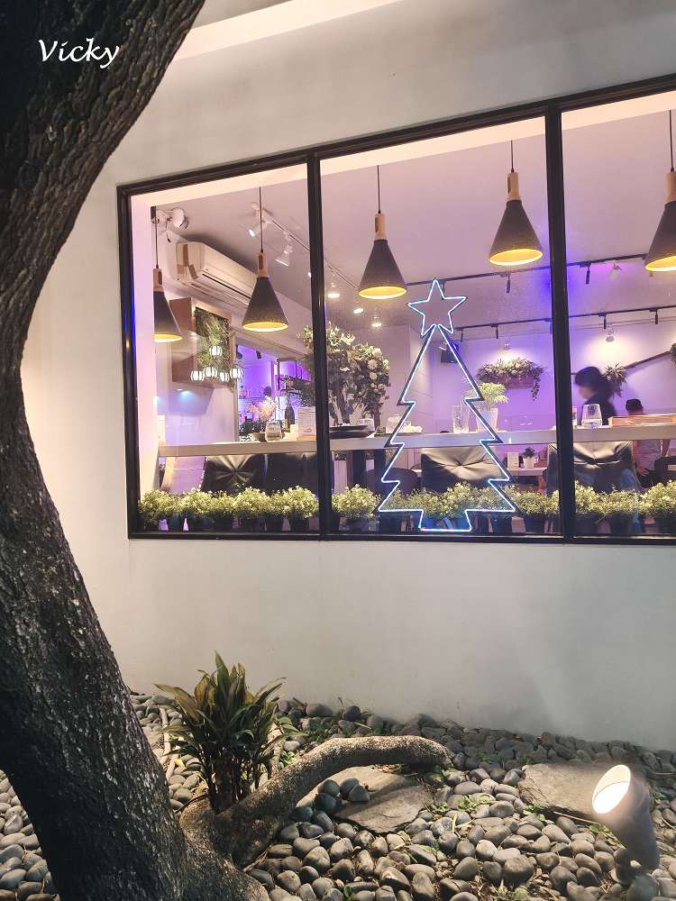 台南成大美食︱ 庫肯花園餐廳 :成大人的青春回憶,好停車、高CP值經典義式餐廳 台南成大美食︱ 庫肯花園餐廳 :成大人的青春回憶,好停車、高CP值經典義式餐廳