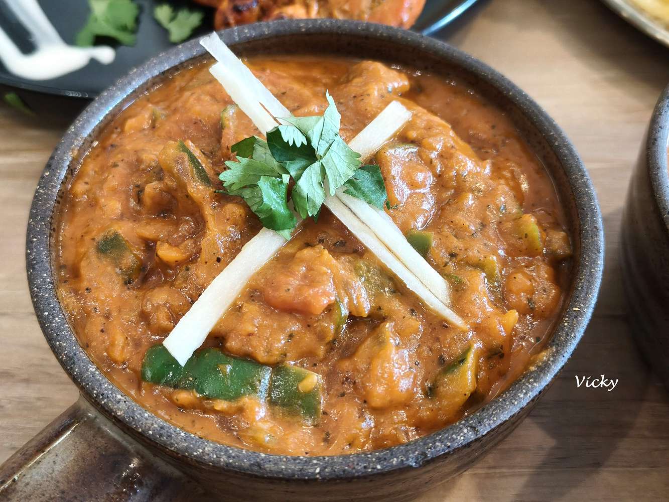 台南南紡美食｜辛月咖哩 ：印度老闆掌杓的道地辛香，挑戰你的味蕾極限，附菜單（近南紡購物中心）