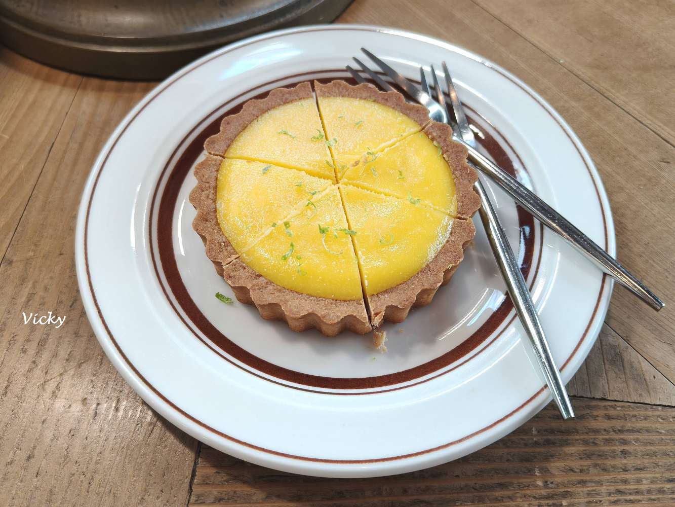 台南中西區|Paripari apt.:連日本人都特地飛來的昭和風咖啡廳,在老派浪漫裡品嚐酸勁十足的檸檬塔,附菜單 台南中西區|Paripari apt.:連日本人都特地飛來的昭和風咖啡廳,在老派浪漫裡品嚐酸勁十足的檸檬塔,附菜單