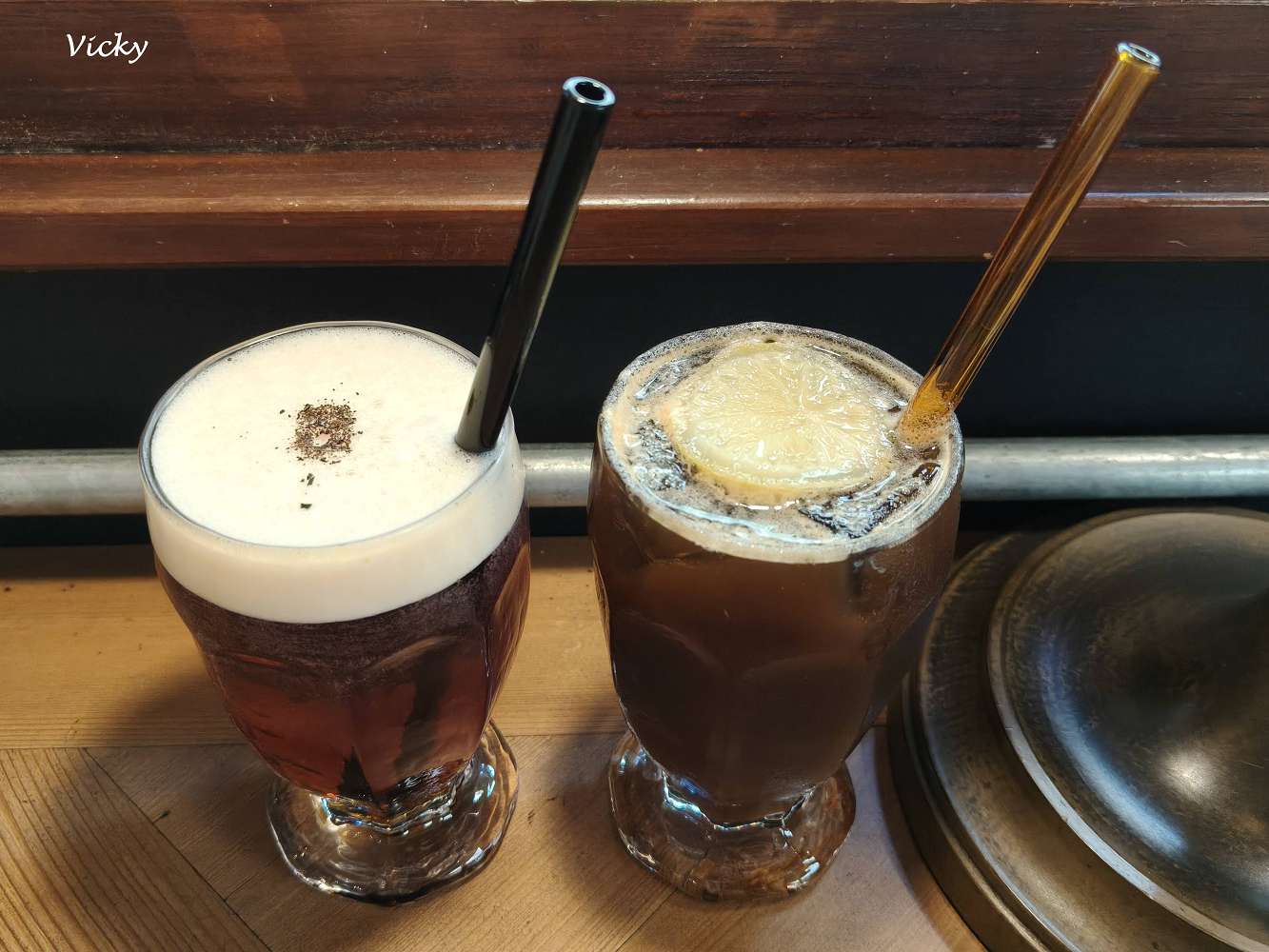 台南中西區|Paripari apt.:連日本人都特地飛來的昭和風咖啡廳,在老派浪漫裡品嚐酸勁十足的檸檬塔,附菜單 台南中西區|Paripari apt.:連日本人都特地飛來的昭和風咖啡廳,在老派浪漫裡品嚐酸勁十足的檸檬塔,附菜單