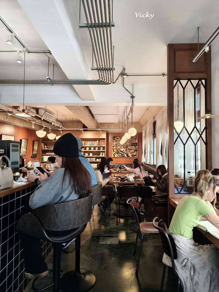 台南中西區|Paripari apt.:連日本人都特地飛來的昭和風咖啡廳,在老派浪漫裡品嚐酸勁十足的檸檬塔,附菜單 台南中西區|Paripari apt.:連日本人都特地飛來的昭和風咖啡廳,在老派浪漫裡品嚐酸勁十足的檸檬塔,附菜單