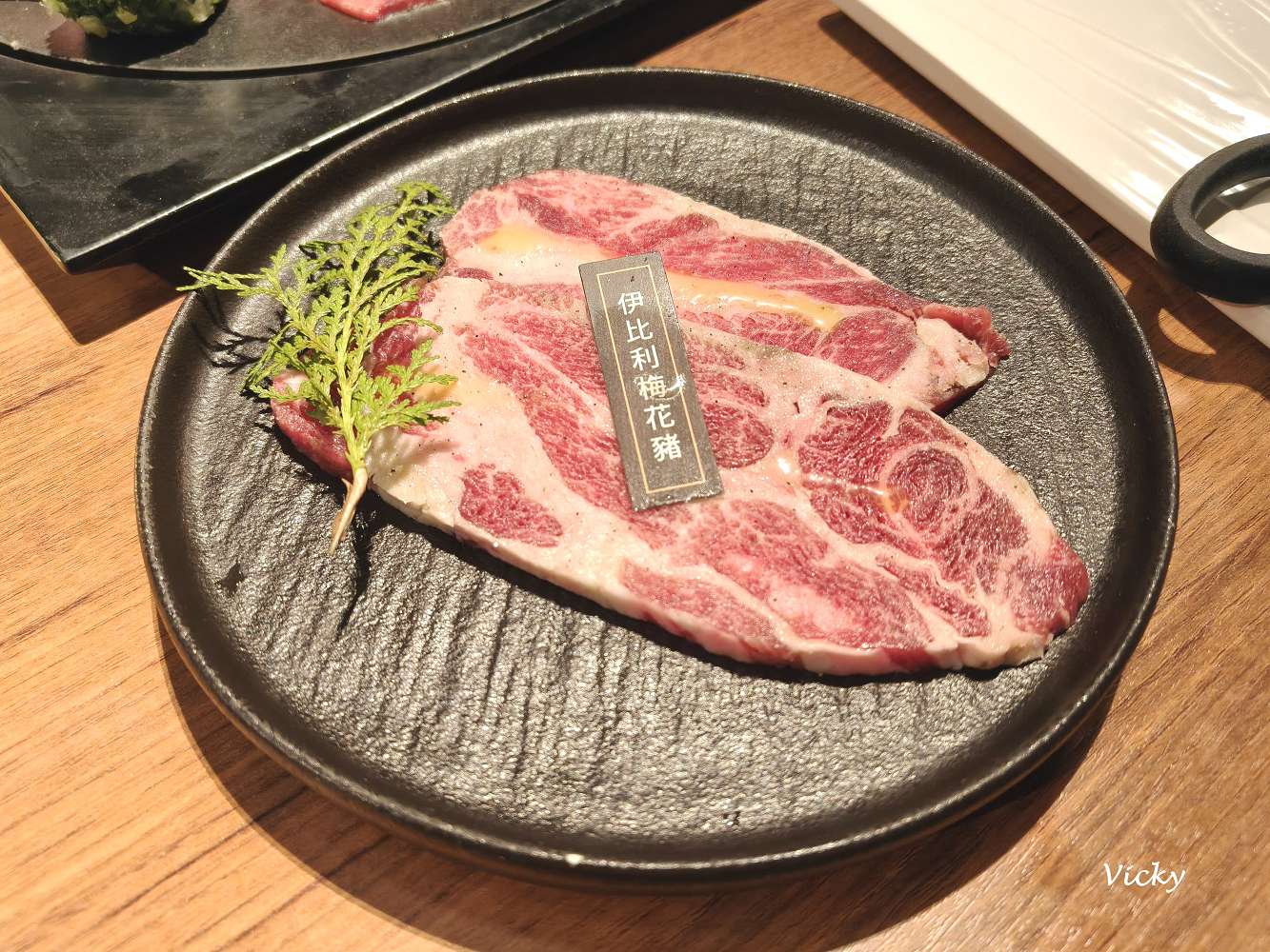 台南燒肉|茶六燒肉堂 安平永華店:平日中午也爆滿!終於訂到的超人氣燒肉,雙人燒肉套餐好滿足,菜單 台南燒肉|茶六燒肉堂 安平永華店:平日中午也爆滿!終於訂到的超人氣燒肉,雙人燒肉套餐好滿足,菜單