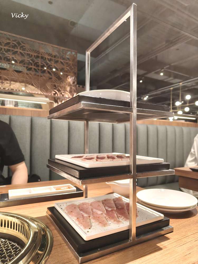 台南燒肉|茶六燒肉堂 安平永華店:平日中午也爆滿!終於訂到的超人氣燒肉,雙人燒肉套餐好滿足,菜單 台南燒肉|茶六燒肉堂 安平永華店:平日中午也爆滿!終於訂到的超人氣燒肉,雙人燒肉套餐好滿足,菜單