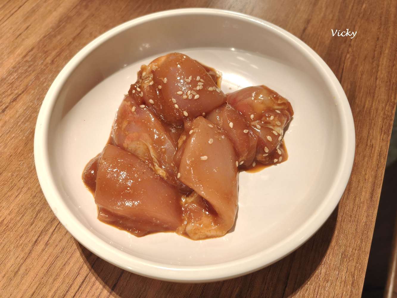 台南燒肉｜茶六燒肉堂 安平永華店：平日中午也爆滿！終於訂到的超人氣燒肉，雙人燒肉套餐好滿足，菜單