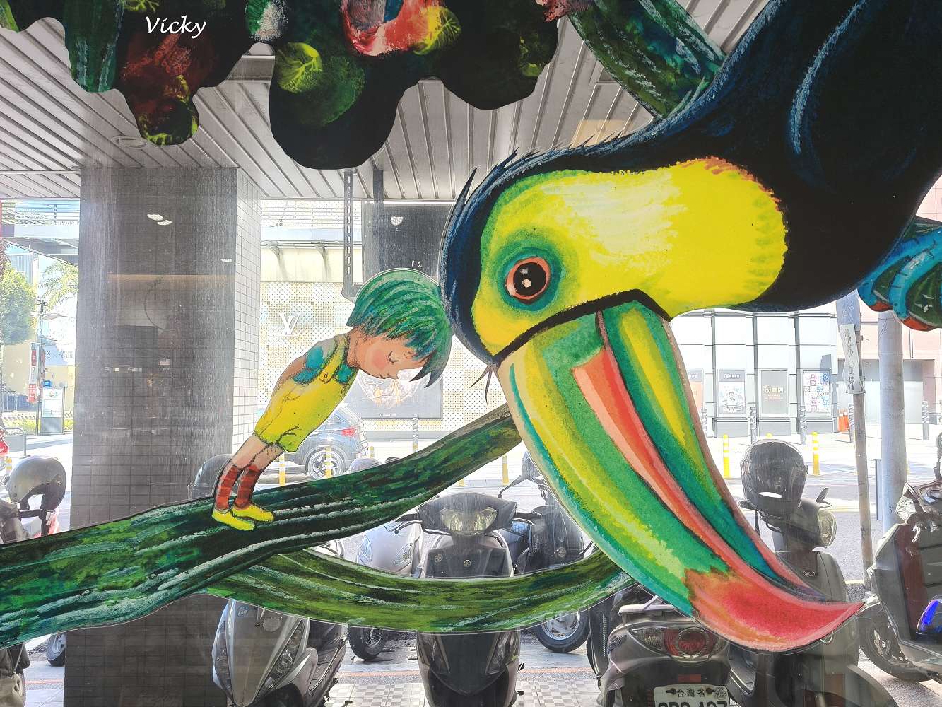 台南景點︱全台首間 萊爾富 X 幾米主題門市：走進幾米的繪本世界！加碼推薦必買日本飲品與高質感 MIT 襪子