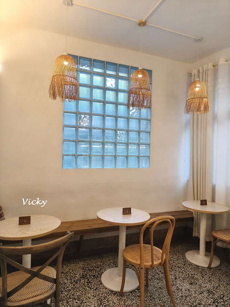 台南甜點店|仁人:南紡購物中心附近,米色系溫柔絕美老宅,服務與甜點口味大揭密 台南甜點店|仁人:南紡購物中心附近,米色系溫柔絕美老宅,服務與甜點口味大揭密