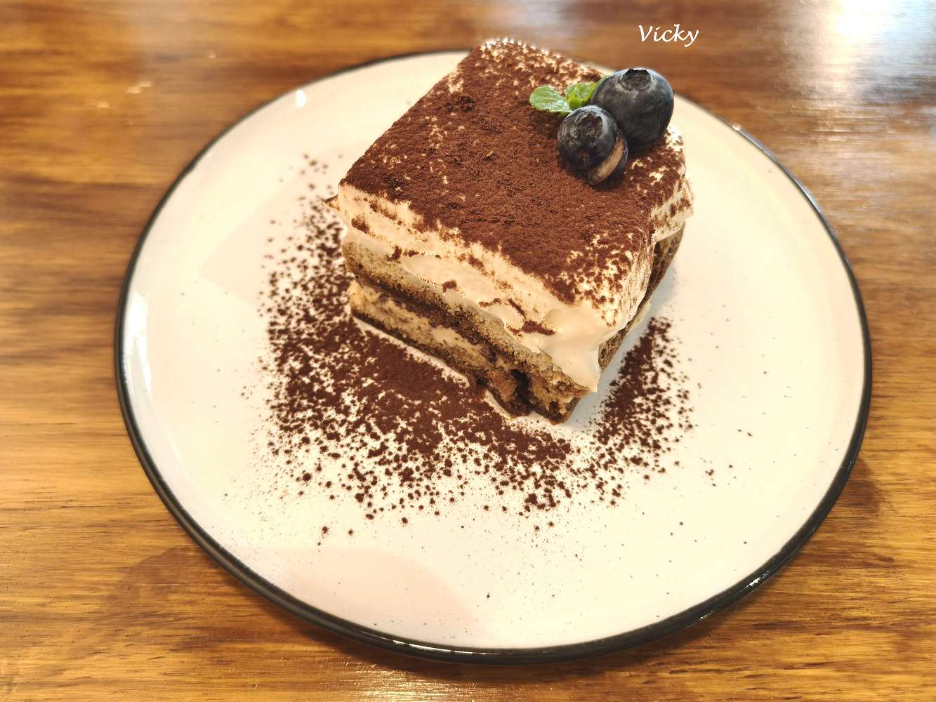 台南中西區咖啡館︱蒔在咖啡：老宅裡的靜謐時光，品嚐大人味提拉米蘇與抹茶紅豆巴斯克