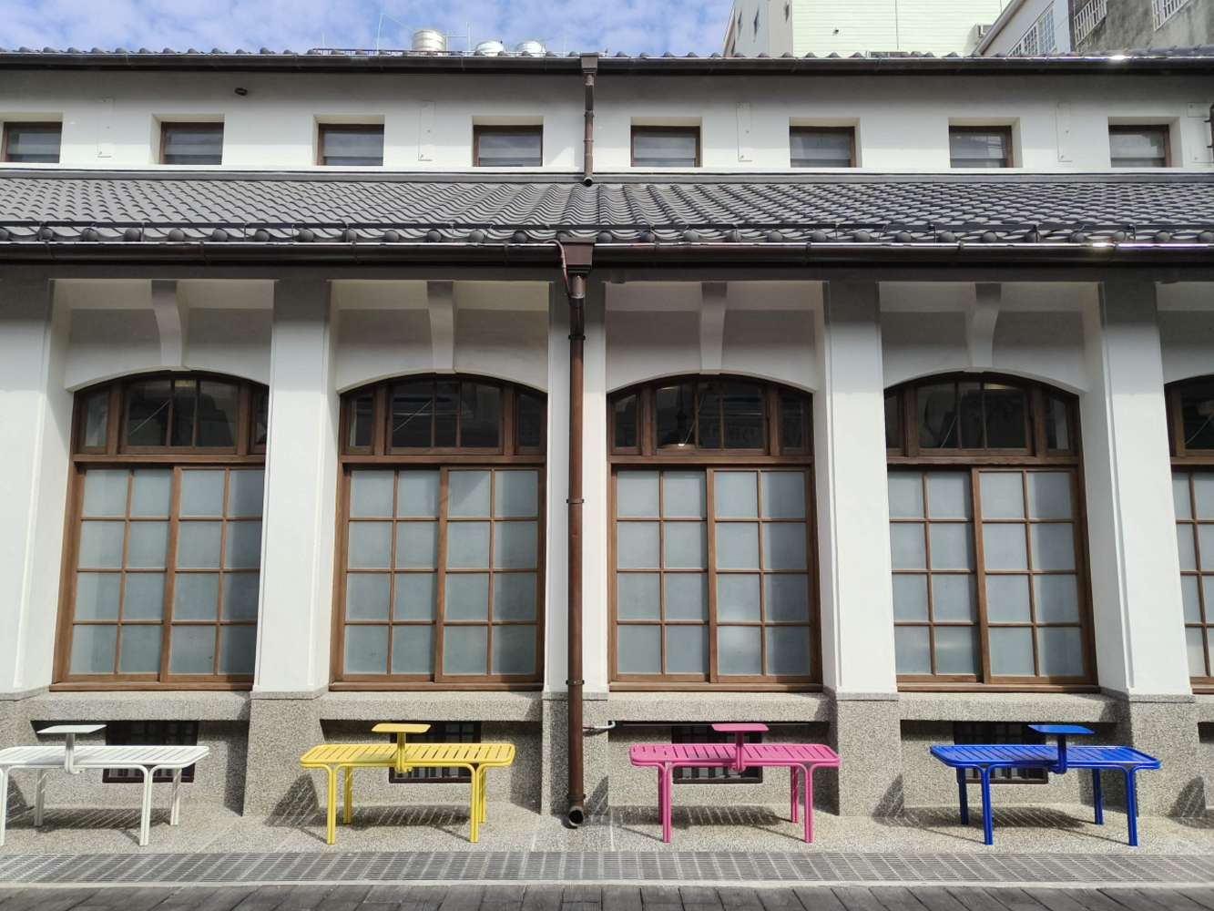 台南西市場攻略︱南區美食街 盛大開幕！27 間店家完整清單：古蹟裡吃漢堡、排隊神級甜點，附各家菜單