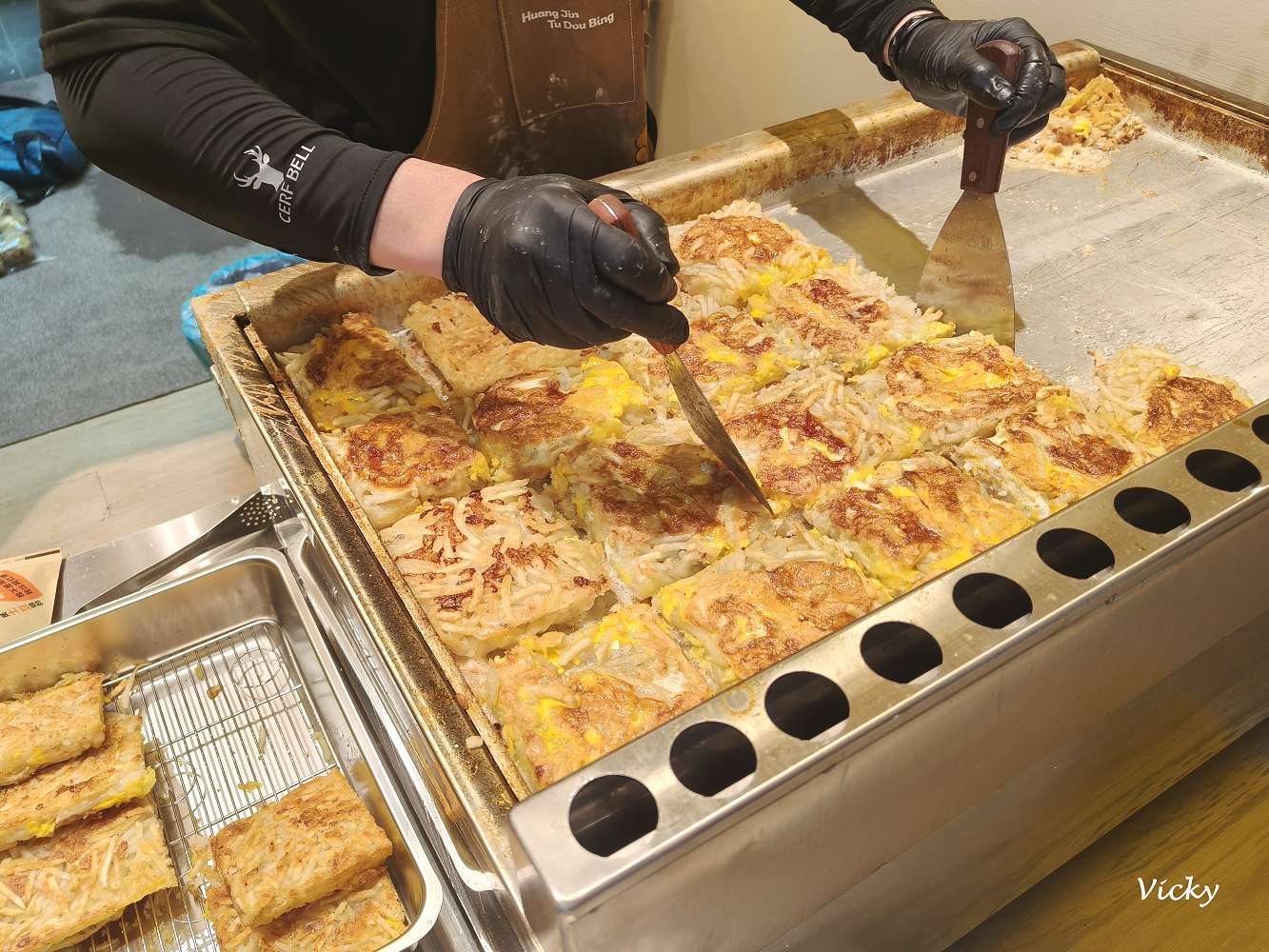 台南西市場攻略︱南區美食街 盛大開幕!27 間店家完整清單:古蹟裡吃漢堡、排隊神級甜點,附各家菜單 台南西市場攻略︱南區美食街 盛大開幕!27 間店家完整清單:古蹟裡吃漢堡、排隊神級甜點,附各家菜單