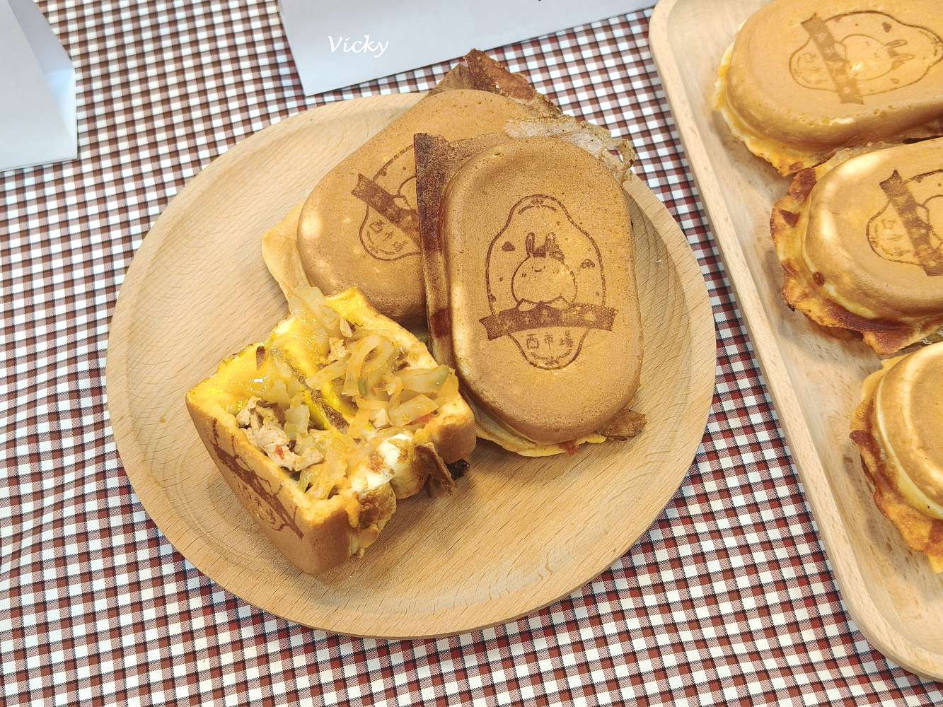 台南西市場攻略︱南區美食街 盛大開幕!27 間店家完整清單:古蹟裡吃漢堡、排隊神級甜點,附各家菜單 台南西市場攻略︱南區美食街 盛大開幕!27 間店家完整清單:古蹟裡吃漢堡、排隊神級甜點,附各家菜單