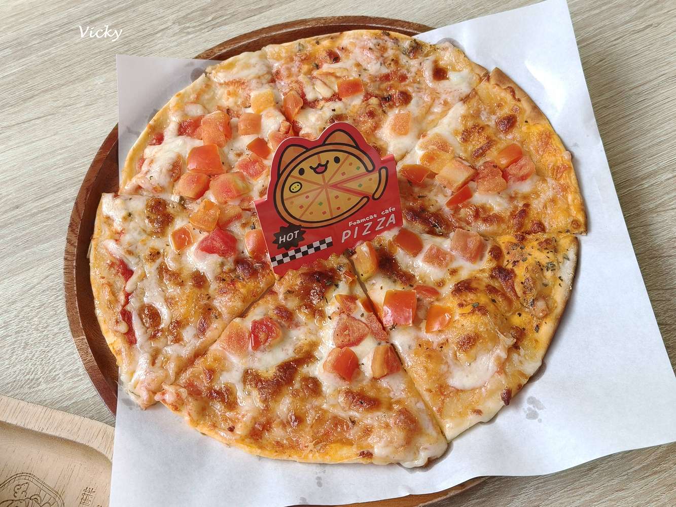 台中西區美食|奶泡貓咖啡 民權店:咖波迷的白色夢幻基地!L型純白透明系咖啡廳,超萌造型雞蛋糕,附菜單 台中西區美食|奶泡貓咖啡 民權店:咖波迷的白色夢幻基地!L型純白透明系咖啡廳,超萌造型雞蛋糕,附菜單