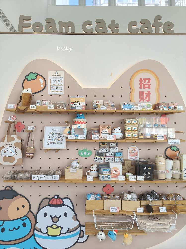 台中西區美食|奶泡貓咖啡 民權店:咖波迷的白色夢幻基地!L型純白透明系咖啡廳,超萌造型雞蛋糕,附菜單 台中西區美食|奶泡貓咖啡 民權店:咖波迷的白色夢幻基地!L型純白透明系咖啡廳,超萌造型雞蛋糕,附菜單