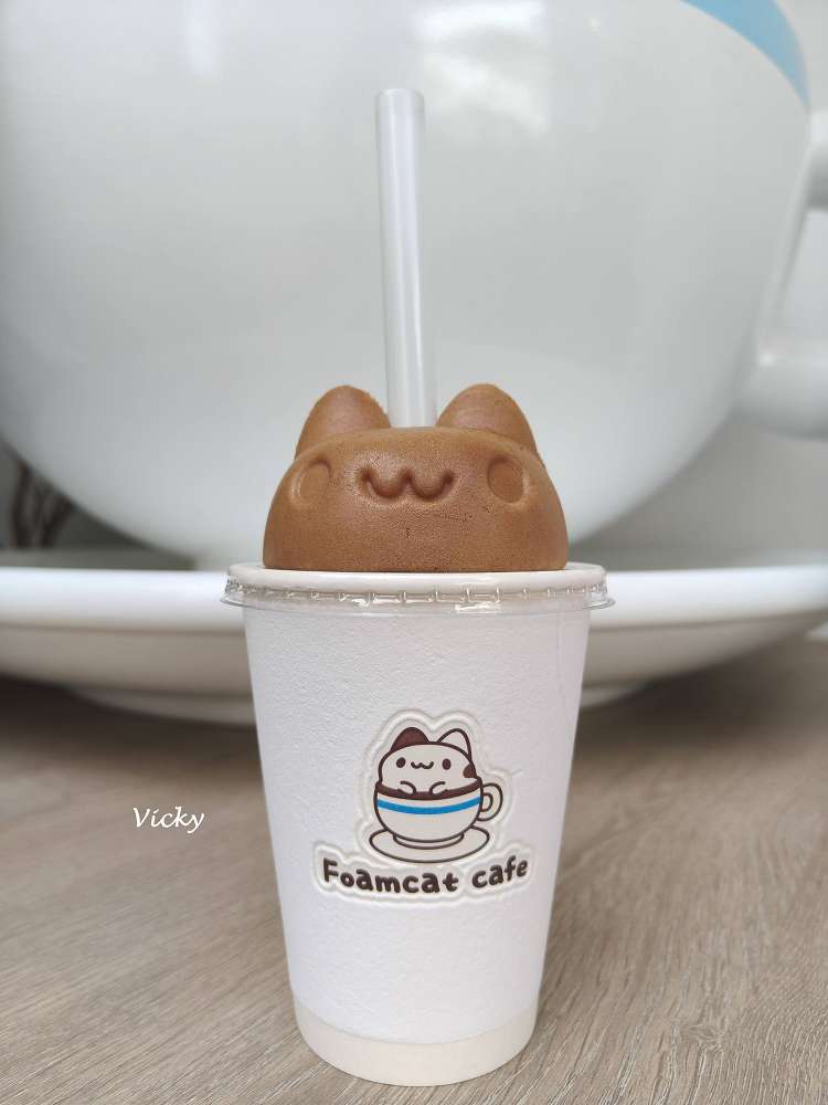 台中西區美食|奶泡貓咖啡 民權店:咖波迷的白色夢幻基地!L型純白透明系咖啡廳,超萌造型雞蛋糕,附菜單 台中西區美食|奶泡貓咖啡 民權店:咖波迷的白色夢幻基地!L型純白透明系咖啡廳,超萌造型雞蛋糕,附菜單