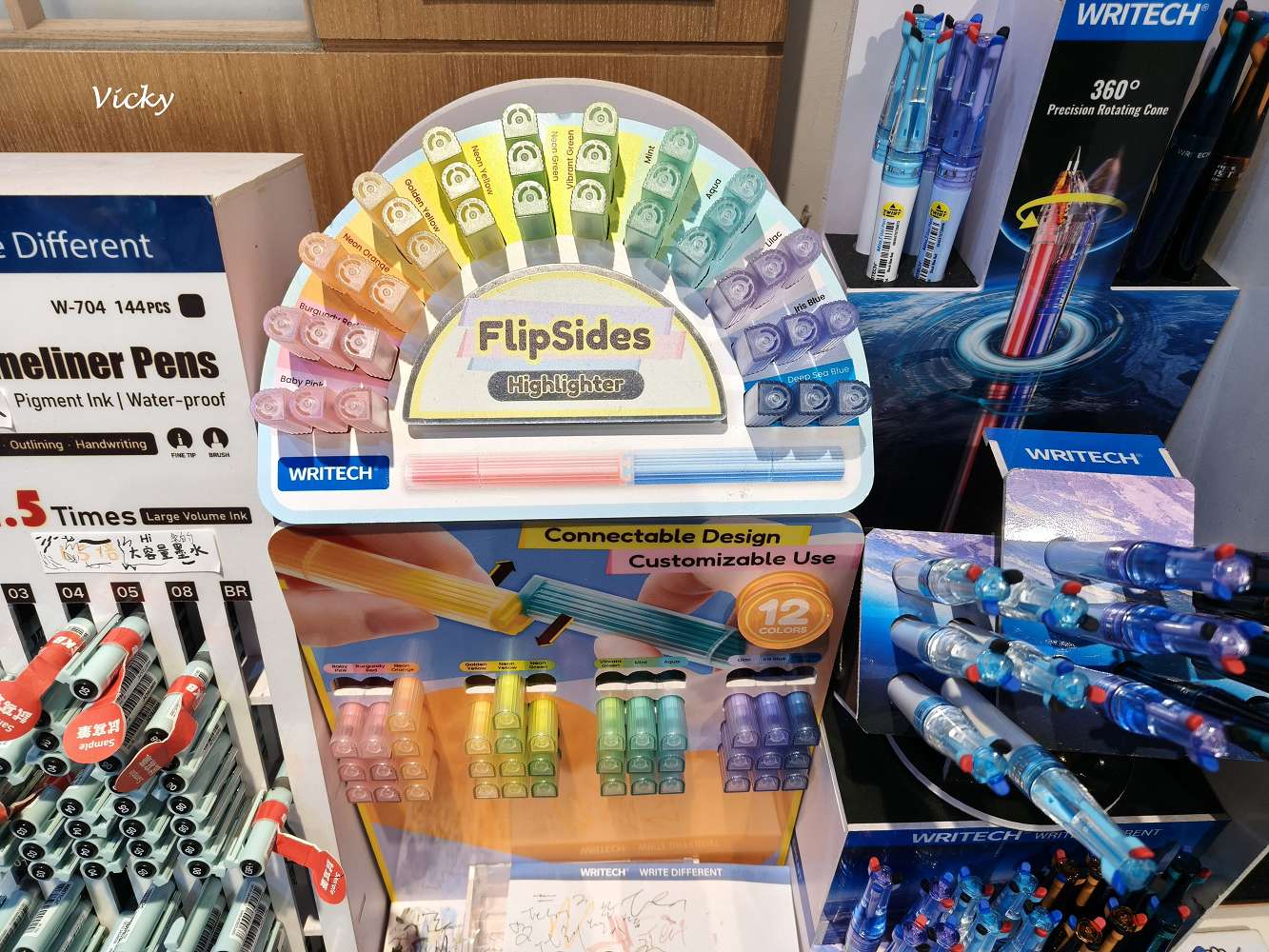 高雄鹽埕︱SKB文明鋼筆 鹽埕旗艦店 ：駁二必逛文具店！全店筆款皆可試寫，開箱 CP 值爆表，168元馬年限定福袋