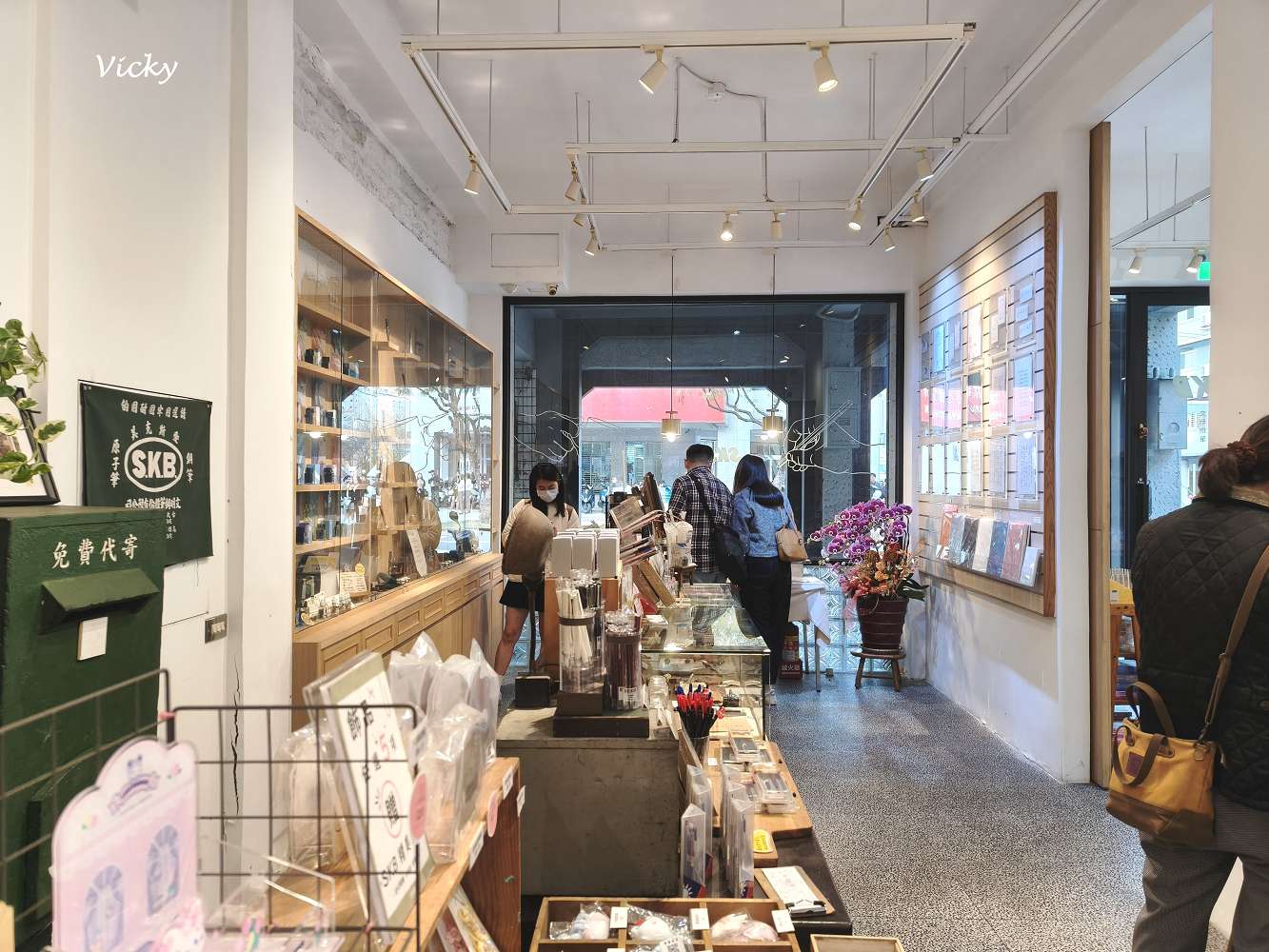 網站近期文章：高雄鹽埕︱SKB文明鋼筆 鹽埕旗艦店 ：駁二必逛文具店！全店筆款皆可試寫，開箱 CP 值爆表，168元馬年限定福袋