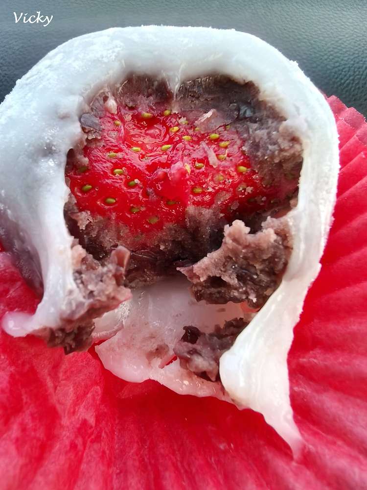 高雄鹽埕｜舌尖上的時光旅行：6間必吃老店與隱藏版伴手禮，穿梭新樂街與瀨南街，在地人的私房美食地圖