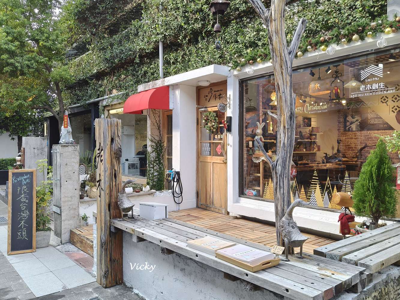 台南藍晒圖文創園區懶人包｜16間必訪店家推薦：顏振發手繪看板、黑膠漢堡、職人手作與隱藏版美食地圖