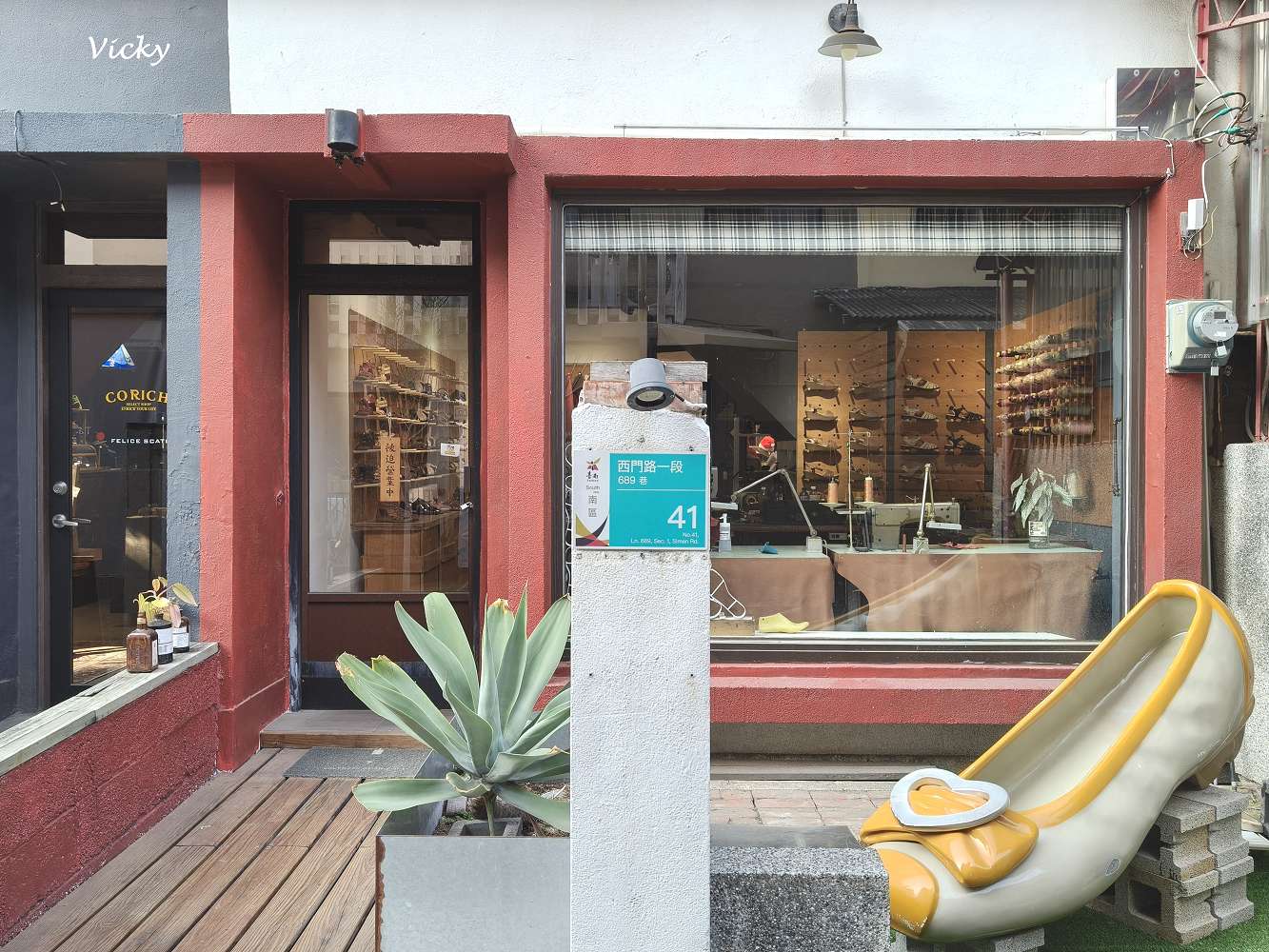 台南藍晒圖文創園區懶人包｜16間必訪店家推薦：顏振發手繪看板、黑膠漢堡、職人手作與隱藏版美食地圖