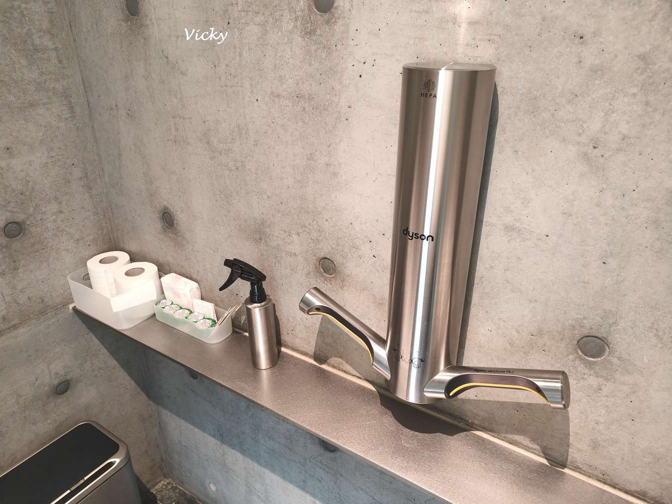 台南燒肉推薦｜碳佐麻里精品燒肉 台南新興店：慶生聚餐首選！超狂生日優惠好禮拿不完，必點幻切和牛牛舌拱橋切，含完整菜單