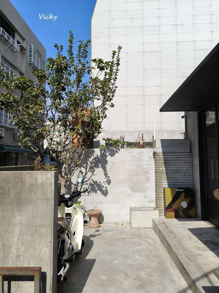 台南老宅家具店推薦︱拾藤:質感居家選物,藤編工藝與光影的空間對話 台南老宅家具店推薦︱拾藤:質感居家選物,藤編工藝與光影的空間對話