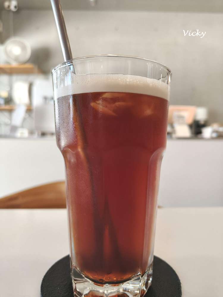 台南東區美食｜T’WIN Coffee · 咖啡 / 云：崇明路轉角的高質感早午餐，吃多年都不膩！必點 伯爵奶酥巧巴達