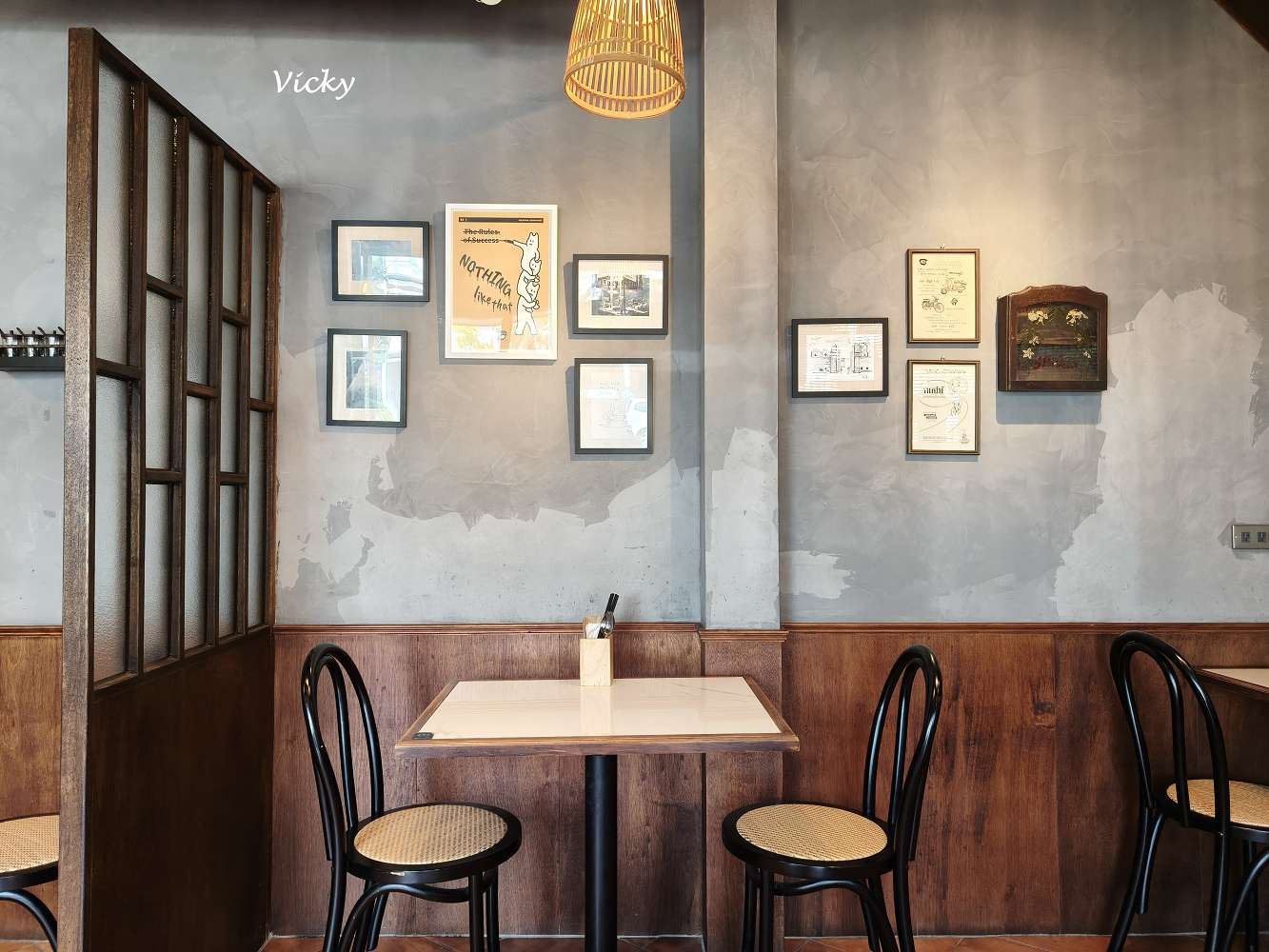 台南泰式料理︱YUM MAMA 泰式家常菜：公園南路隱藏版人氣店，平日中午生意好到讓人嚇一跳，附菜單