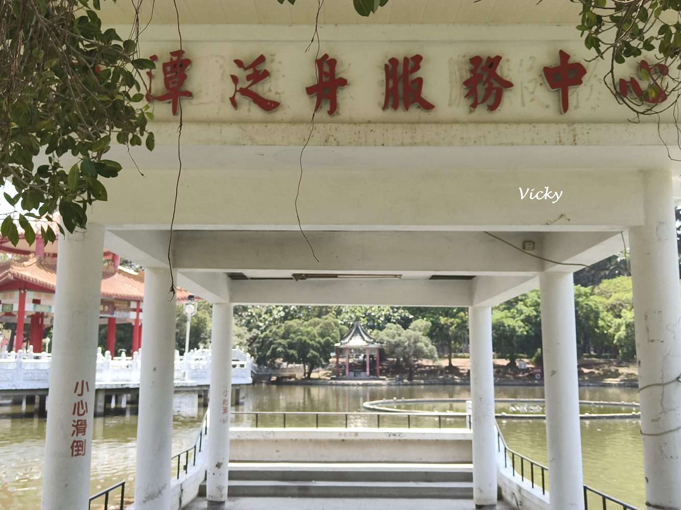 2026 台南公園春季賞花指南：走進苦楝花的紫色夢境，如童話般的燕潭與歷史木屋