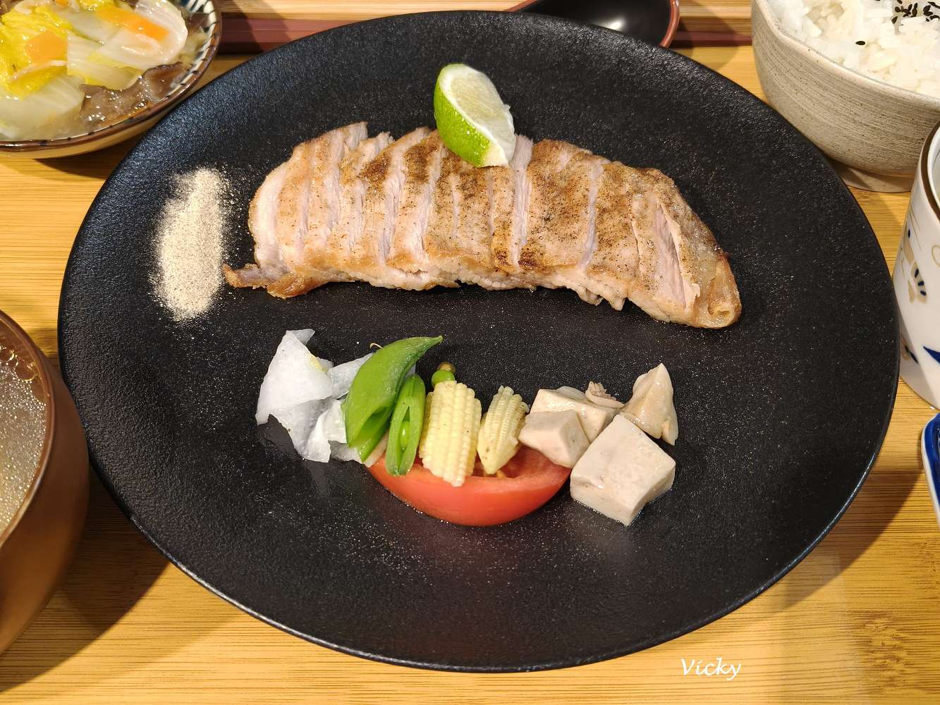 台南大學美食︱桃子手作料理:慶中街上職人手作定食推薦,漫步校園旁的文青溫馨好滋味,附菜單 台南大學美食︱桃子手作料理:慶中街上職人手作定食推薦,漫步校園旁的文青溫馨好滋味,附菜單