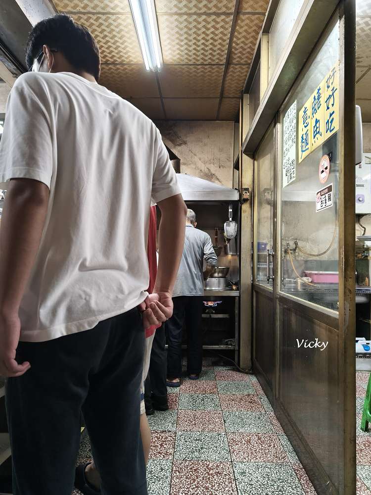 台南南區必吃︱好好吃鱔魚意麵：台南在地人私藏！鑊氣十足、鮮甜爽脆，金華路上低調卻驚豔的深夜美味，附菜單